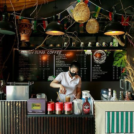 Sleepbox Hostel Suratthani Surat Thani Exteriör bild