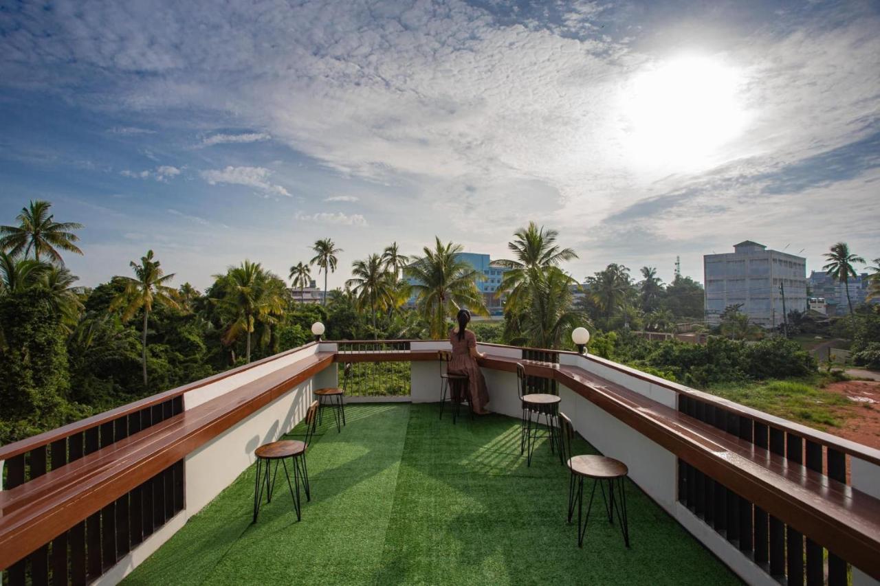 Sleepbox Hostel Suratthani Surat Thani Exteriör bild