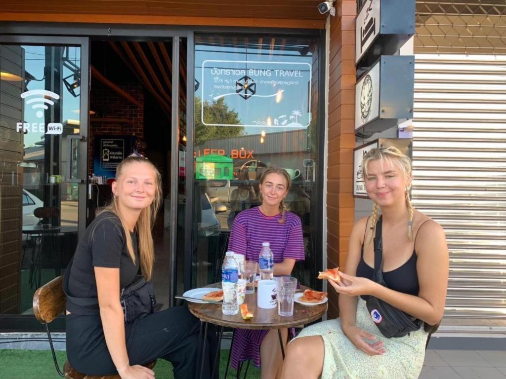 Sleepbox Hostel Suratthani Surat Thani Exteriör bild