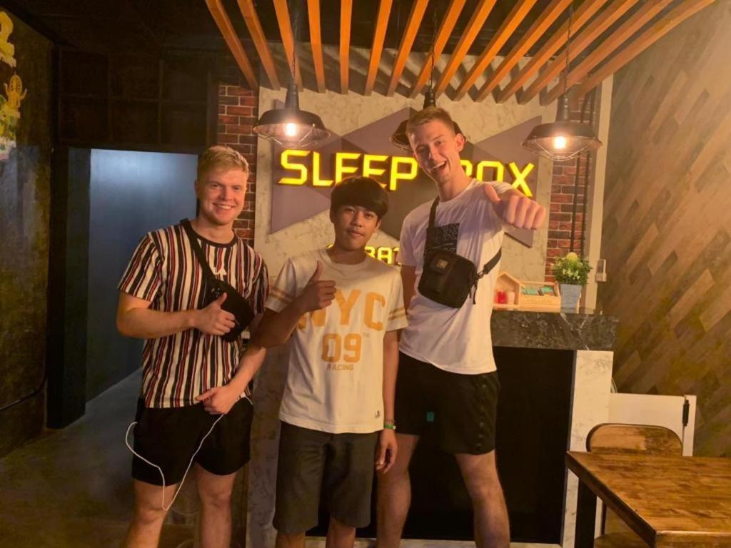 Sleepbox Hostel Suratthani Surat Thani Exteriör bild