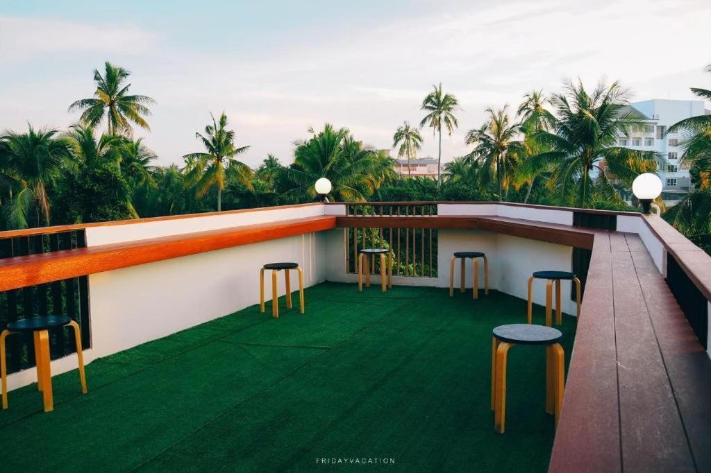 Sleepbox Hostel Suratthani Surat Thani Exteriör bild